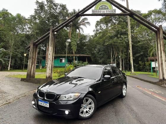 BMW 318i 2.0 SEDAN 16V GASOLINA 4P AUTOMÁTICO BMW 318i 2.0 SEDAN 16V GASOLINA 4P AUTOMÁTICO